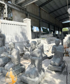 Tượng 5 Anh Em Kiều Trần Như